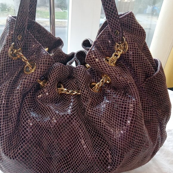Stunning Michael Kors Purple Suede Shoulder Bag With Chain Detail EUC - Picture 3 of 8